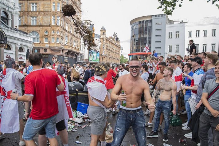 Mikil ölvun og læti hafa verið í London í dag.