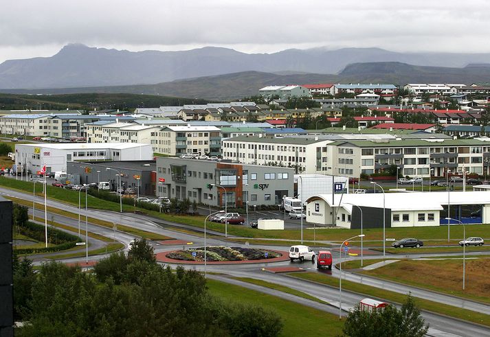 Heitavatnslaust verður í mestöllu Seláshverfinu í Árbæ á morgun frá klukkan níu til fimm.