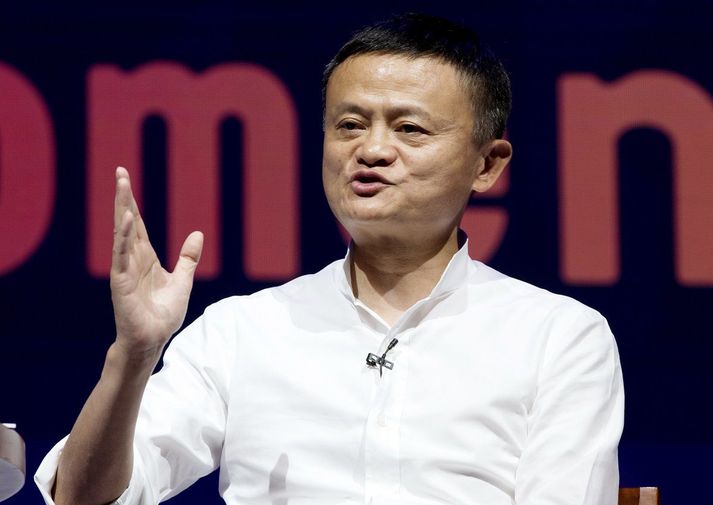 Auðæfi Jack Ma hafa skroppið verulega saman á undanförnum mánuðum en hann hefur ekki sést opinberlega frá því í lok október.