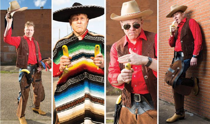 Jón Gnarr leikur á alls oddi í tímaritinu Houstonia.