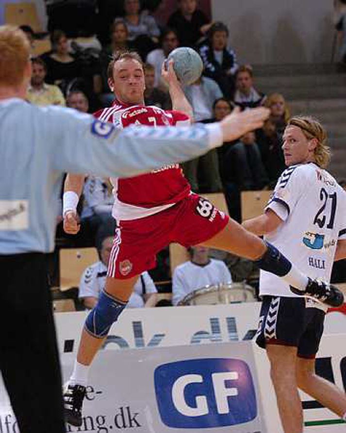 Samúel Ívar Árnason skoraði tvö mörk fyrir Elverum í gær.