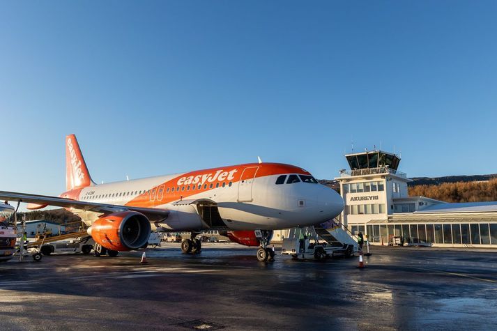 easyJet hóf beint flug til Norðurlands í október síðastliðnum og er með ferðir á áætlun tvisvar í viku út mars.