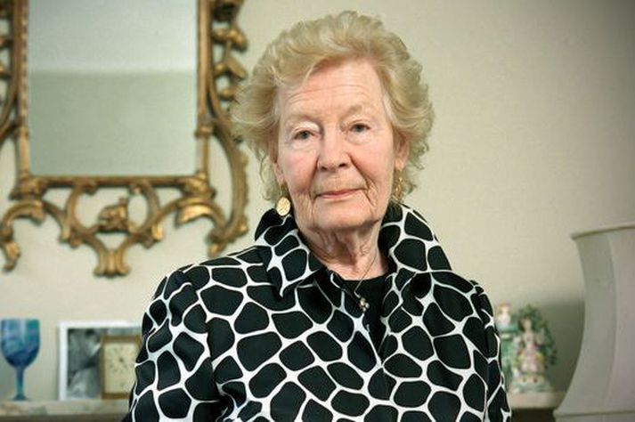 Rithöfundurinn Nina Bawden er látin áttatíu og sjö ára að aldri en hún er hvað þekktust fyrir skáldsöguna Carrie's War.