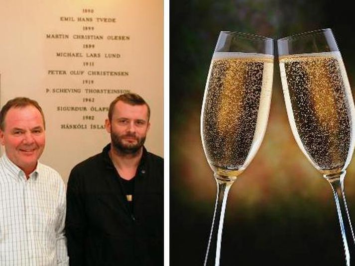 Garðar Kjartansson og Gunnar Traustason núverandi eigandi Apóteksins.