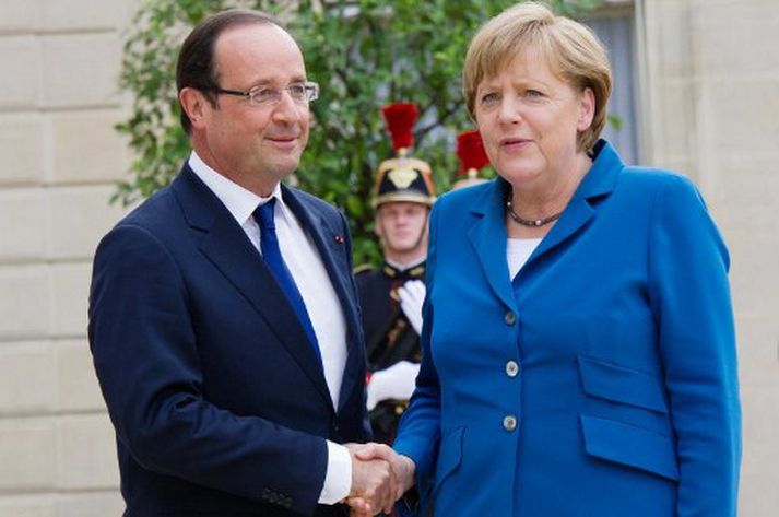 Markel og Hollande reyna að komast að niðurstöðu um hvernig má leysa fjárhagsvanda evrusvæðisins