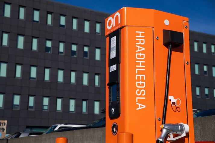 Orkuveitan ætlar að skipta út hraðhleðslustöð. 