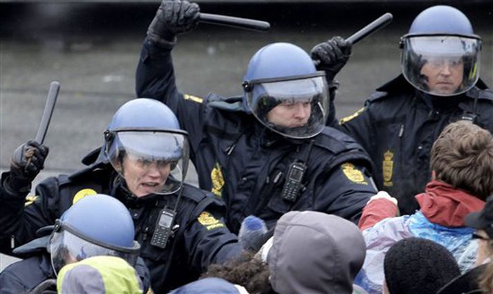 Danskir lögregluþjónar þykja ganga rösklega til verka.