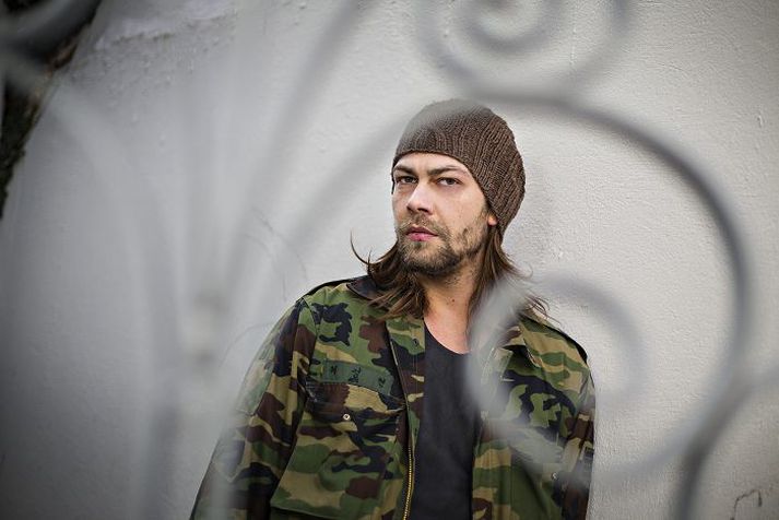 Alexander Kirchner hannaði brúðkaupsflík Bam Margera