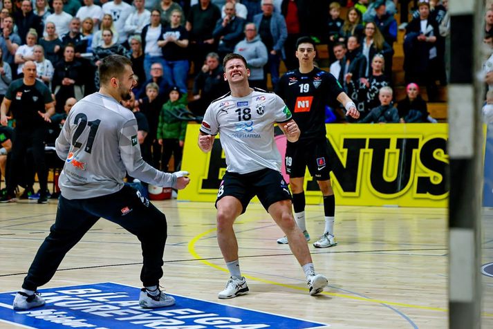 Daníel Matthíasson og félagar í FH eru lentir 1-0 undir og næsti leikur er út í Eyjum.