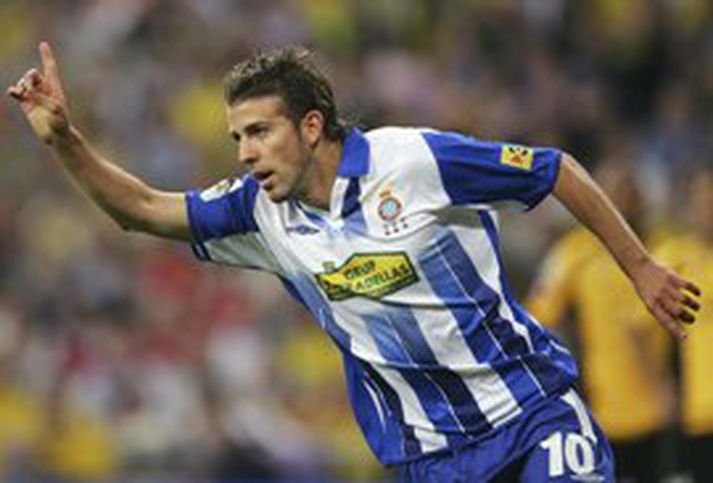 Luis Garcia skoraði þriðja mark Espanyol í kvöld og fagnar því hér að hætti hússins