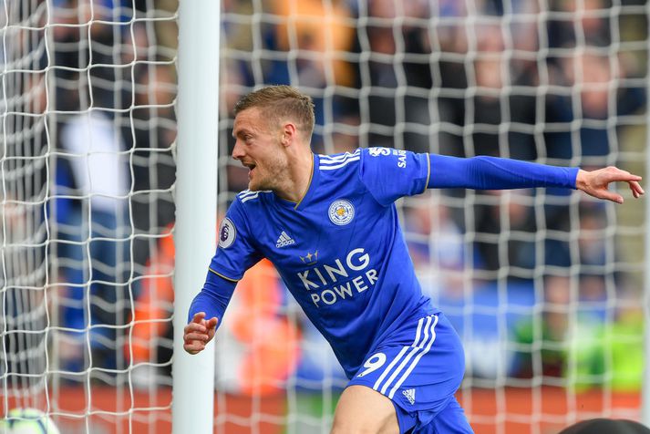 Jamie Vardy fagnar marki númer 30 á móti þeim sex bestu.
