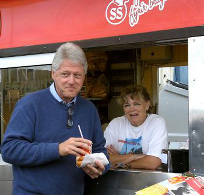 Bill Clinton, fyrrum forseti Bandaríkjanna, er líklega einn þekktasti viðskiptavinur Bæjarins bestu.