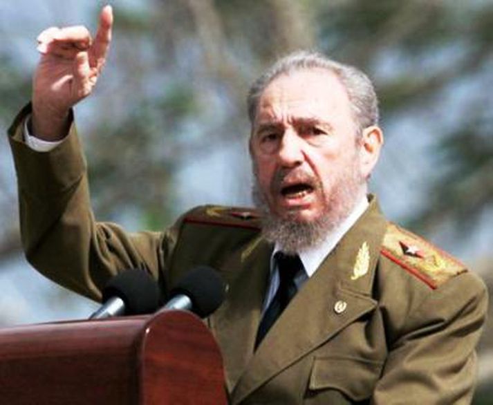 Fidel Castro í stanslausu stríði við kapitalistanna.