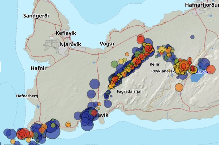 Kort sem sýnir yfirfarna skjálfta frá því eldgosið hófst 1. apríl til dagsins í dag (klukkan 11).