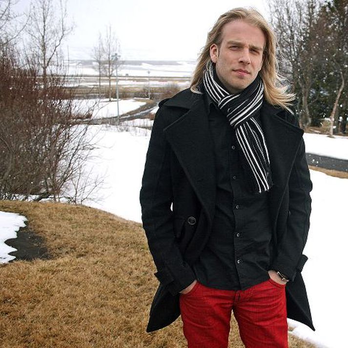 Eyþór Ingi úr bandinu hans Bubba leikur Rocky í söngleiknum Rocky Horror Picture Show á Akureyri næsta vetur. Magnús Jónsson fer með aðalhlutverkið og nýtur dyggrar aðstoðar þeirra Jönu Maríu Guðmundsdóttur og Bryndísar Ásmundsdóttur.