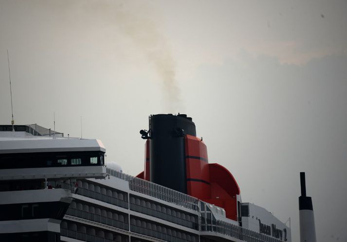 Skipafloti heimsins losar svipað mikið af gróðurhúsalofttegundum og Þýskaland.