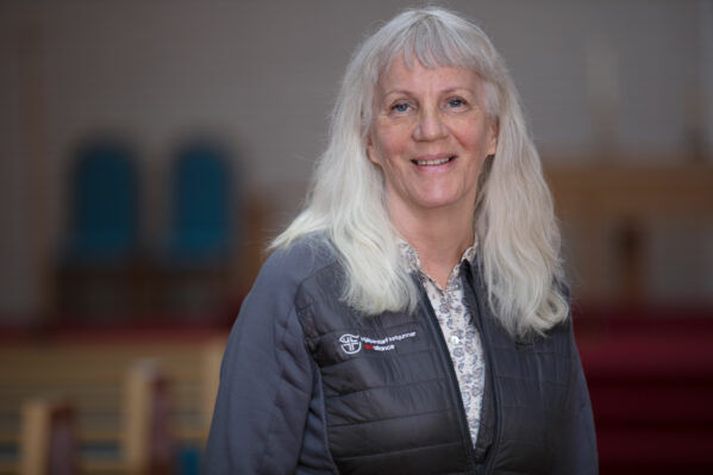 Vilborg Oddsdóttir starfar sem félagsráðgjafi hjá Hjálparstarfi kirkjunnar og er formaður siðanefndar Félagsráðgjafafélags Íslands. 