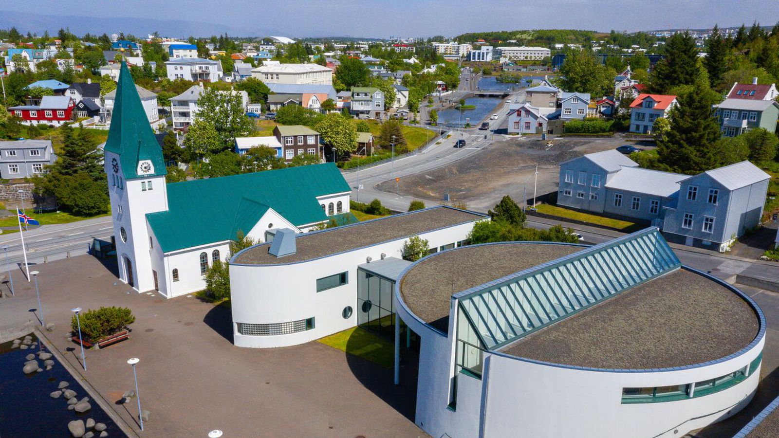 Kosningapallborð frétta­stofu: Glæ­ný skoðana­könnun kynnt fyrir Hafnar­fjörð