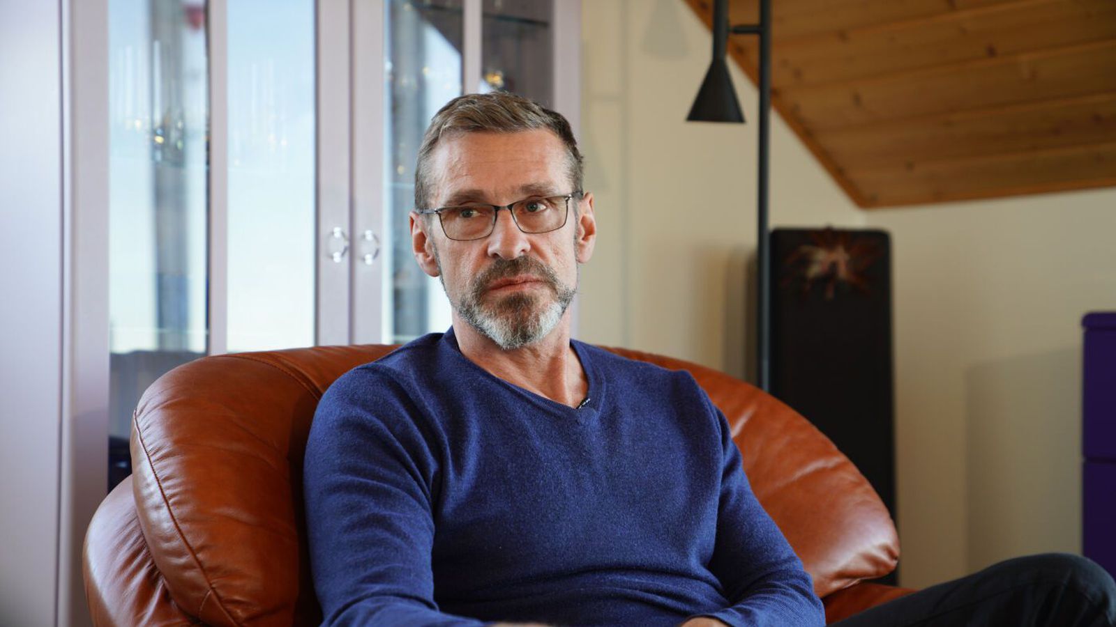 „Hver ætlar að fylgjast með því að hann komi ekki til baka?“