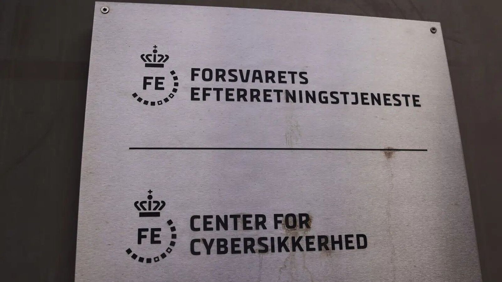 Danska leyni­þjónustan ræður mörg­hundruð nethermenn