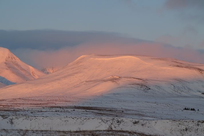 Þessi mynd var tekin af Mosfelli síðdegis í gær.