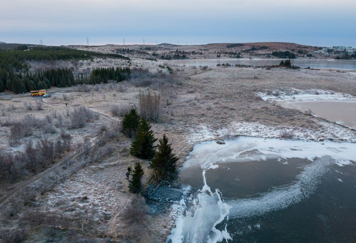 Það er stutt á milli tveggja bústaða við Elliðavatn, sem hafa hvor um sig brunnið til grunna með um viku millibili. Varla tilviljun, segir slökkviliðið.