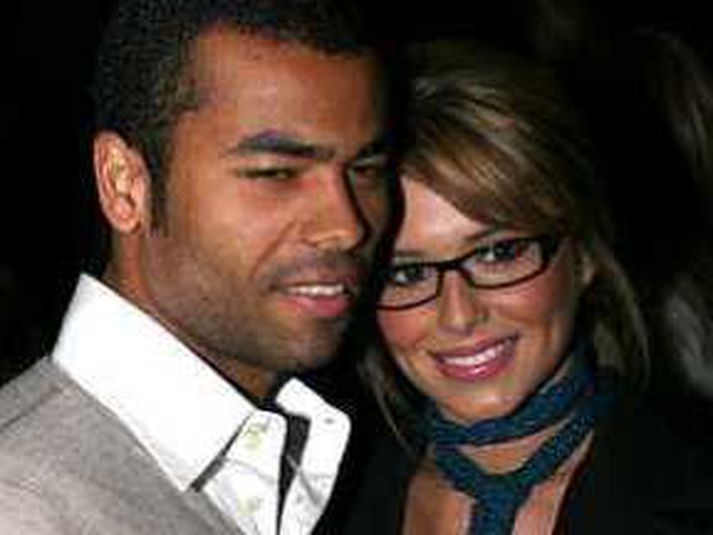 Ashley Cole og eiginkona hans Cheryl Tweedy úr Girls Aloud.