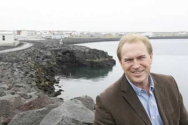 Árni stefnir að því að verða meira en liðtækur á dansgólfinu von bráðar