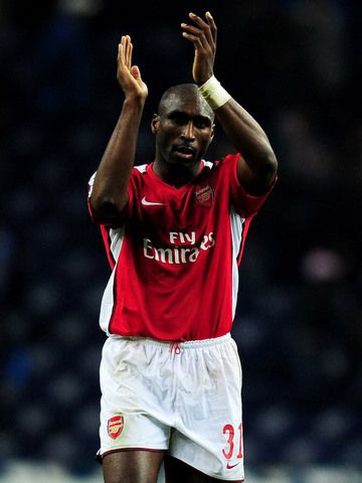 Sol Campbell er ekki dauður úr öllum æðum.