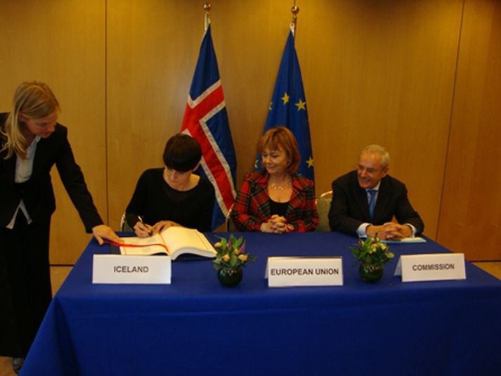 F.v. Ragna Árnadóttir dómsmála- og mannréttindaráðherra, Beatrice Ask, dómsmálaráðherra Svíþjóðar sem fer jafnframt með formennsku í ráðherrraráðinu, og Jacque Barrot, varaforseti framkvæmdstjórnar Evrópusambandsins.