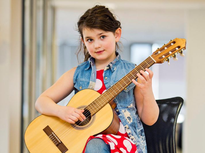 Andrea Erla Guðmarsdóttir er í Suzuki tónlistarskóla Reykjavíkur.