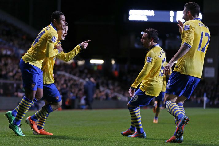 Leikmenn Arsenal fagna marki.