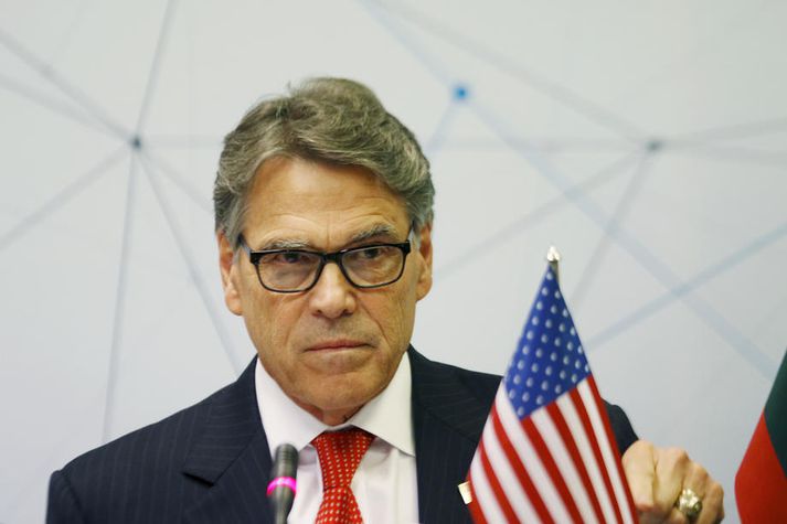 Rick Perry, orkumálaráðherra Bandaríkjanna, er nú í sviðsljósinu vegna tengsla hans við Úkraínuhneyksli Trump forseta. Perry er á meðal gesta á ráðstefnu í Hörpu í vikunni.