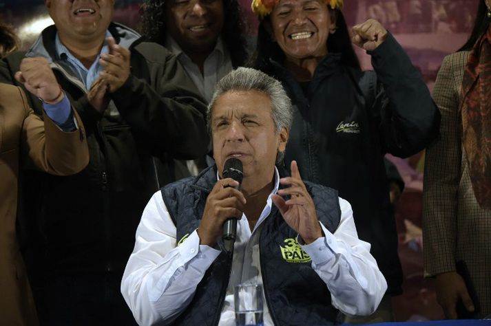 Lenin Moreno er lamaður fyrir neðan mitti eftir að hafa orið fyrir skotárás 1998.