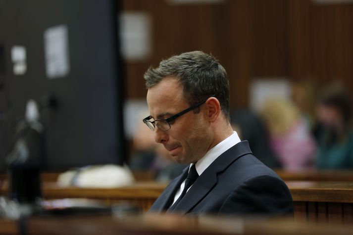 Oscar Pistorius í réttarsalnum í dag.