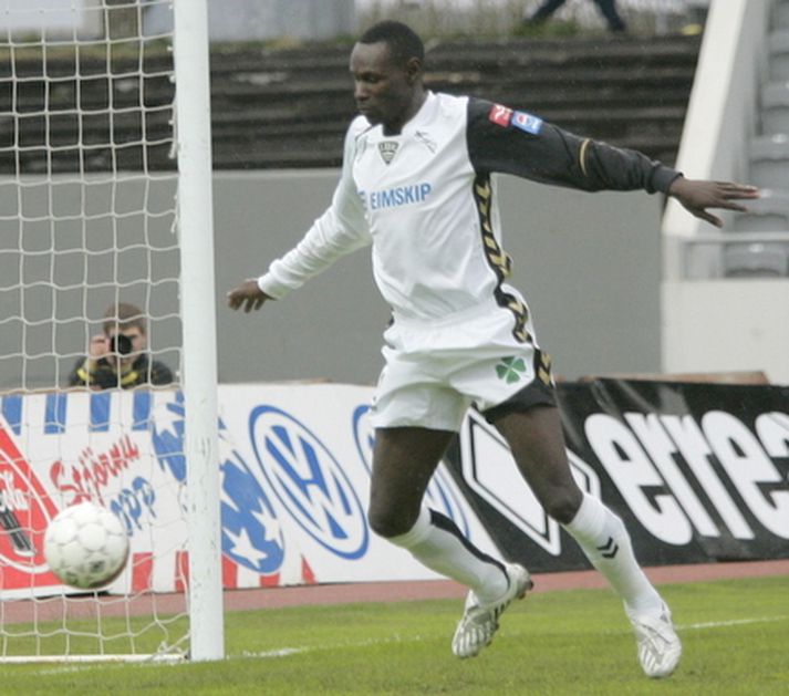 Andrew Mwesigwa átti góðan leik gegn Fram í gær.