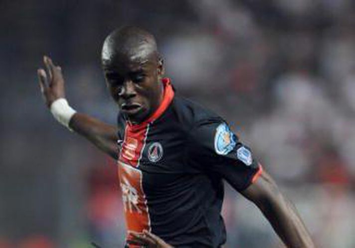 Mulumbu í leik með PSG.