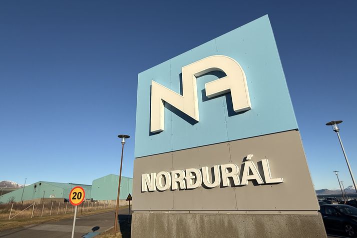 Tæplega 700 manns starfa hjá Norðuráli á Grundartanga.