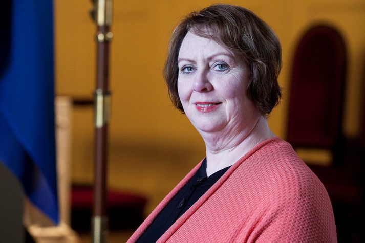 Agnes M. Sigurðardóttir, biskup Íslands, setur prestastefnuna.