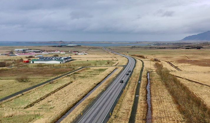 Árásin sem málið varðar átti sér stað í húsnæði Matfugls á Kjalarnesi.