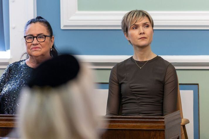 Inga Sæland og Kristrún Frostadóttir í þingsal. Myndin er úr safni.