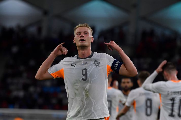 Landsliðsfyrirliðinn reimaði á sig markaskóna í kvöld
