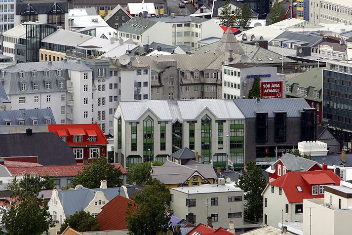 Þinglýstum kaupsamningum um íbúðarhúsnæði í og við Reykjavík hefur fjölgað mikið á milli ára.