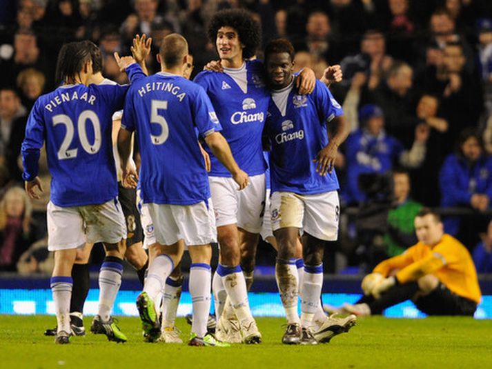 Everton-menn fagna öðru marka sinna í dag.
