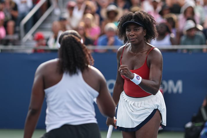 Venus Williams og Hailey Baptiste munu mynda tvíeyki á Opna franska meistaramótinu. 