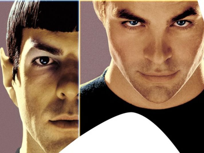 Nýja myndin í Star Trek myndabálknum hafi geislað til sín ríflega 76 milljónir bandaríkjadala eða sem nemur meira en 9,5 milljörðum íslenskra króna í miðasölu um helgina.