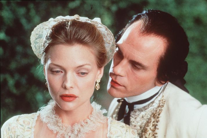 Michelle Pfeiffer og John Malkovich í rómantísku períódunni Dangerous Liaisons sem leiddi til tveggja skilnaða.