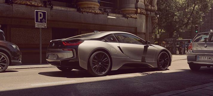 BMW i8.