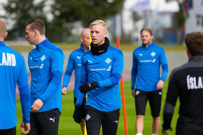 Hörður Björgvin Magnússon og félagar í íslenska landsliðinu eiga erfiða leiki fyrir höndum í Þjóðadeildinni.