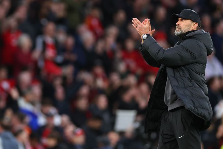 Jürgen Klopp þakkar fyrir leikinn á Old Trafford skömmu áður en hann fór viðtalið fræga.